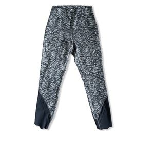 Wunder Under Crop High-Rise Scallop Luxtreme 23"